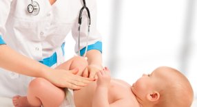 How to nurse a new born child
